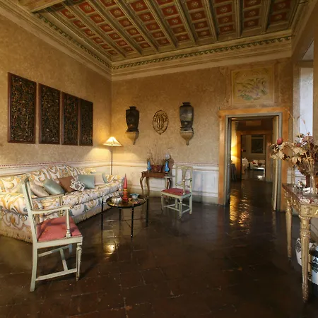 Maison d'hôtes Vesconte Residenza D'epoca Dal 1533