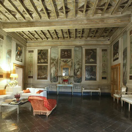Vesconte Residenza D'epoca Dal 1533 3*