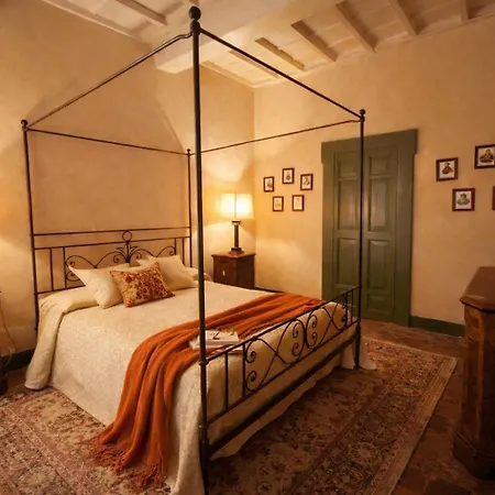 Konukevi Vesconte Residenza D'epoca Dal 1533 3*