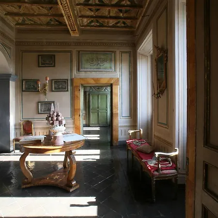 Vesconte Residenza D'epoca Dal 1533 2* Bolsena