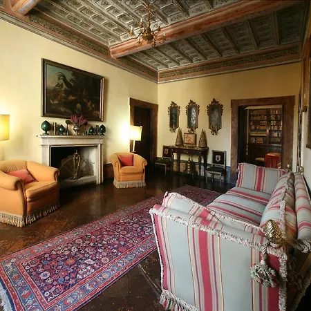 Vesconte Residenza D'epoca Dal 1533